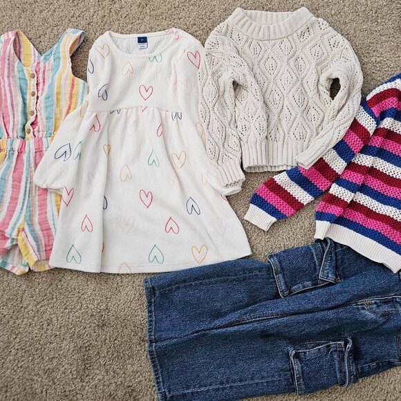 Girls Old Navy 3T Haul - Picture 1 of 2